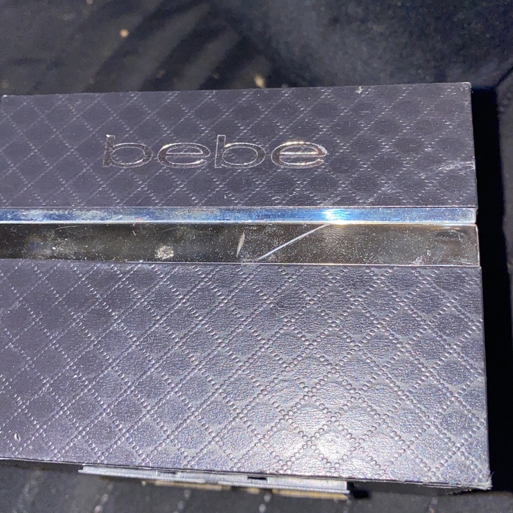 Only Use Once Stored Fake Diamonds Around Need Ba… - image 4